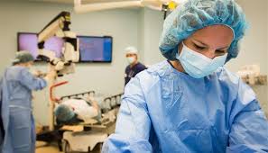 استئصال 6 سم من لسان امرأة بسبب "تشخيص خاطئ"