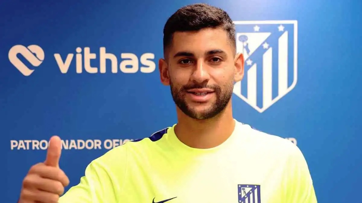 أتلتيكو مدريد يتعاقد مع كريستيان روميرو قائد توتنهام 