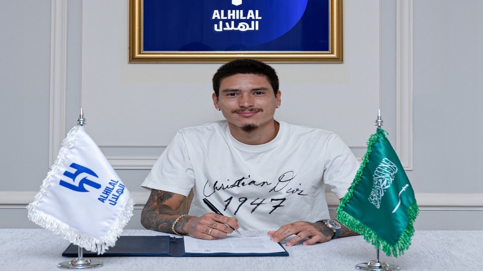 الهلال السعودي يتعاقد مع نونيز قادما من ليفربول