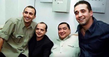 صورة ..  علاء ولى الدين يتوسط هنيدى والسقا وكريم عبد العزيز