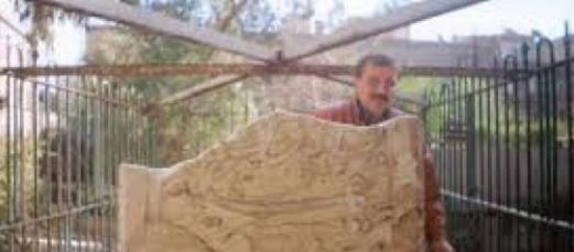 بالصور  ..  كيف أزيل قبر ابن تيمية في دمشق