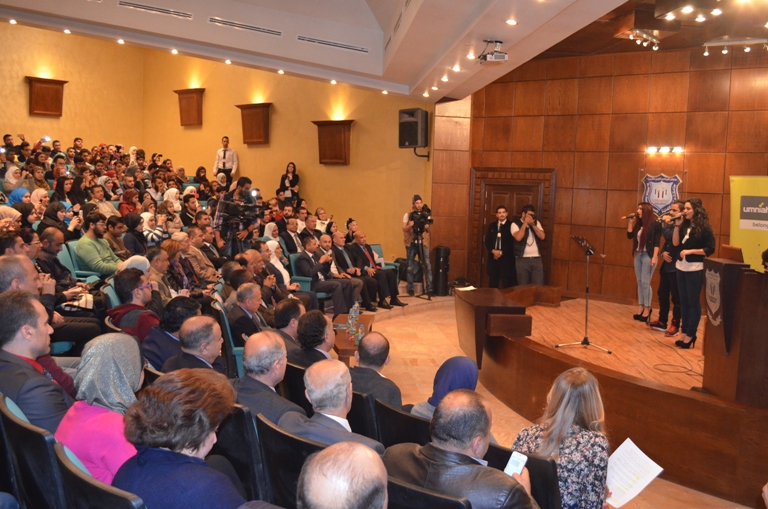 جامعة عمان الأهلية تحتفل بالطلبة المستجدين