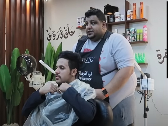 الكاميرا الخفيه: مقلب الحلاق النفسية 