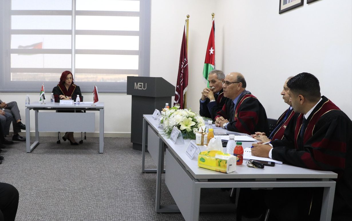 مناقشة رسالة ماجستير في "الشرق الأوسط" بعنوان: دور البرامج التلفزيونية الأردنية في التوعية بالصحة النفسية من وجهة نظر الأطباء النفسيين