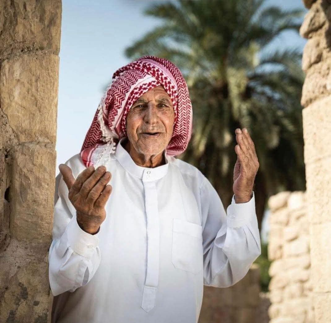 العقبة تودّع أحد حراس ذاكرتها ..  رحيل أيقونة التراث العقباوي عبدالواحد أبو عبدالله