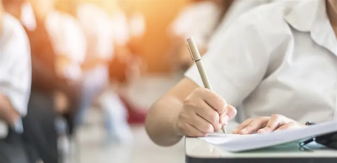 إسم طالب يثير جدلاً واسعاً بعد ظهور نتيجة الثانوية العامة ..  ماذا يدعى؟