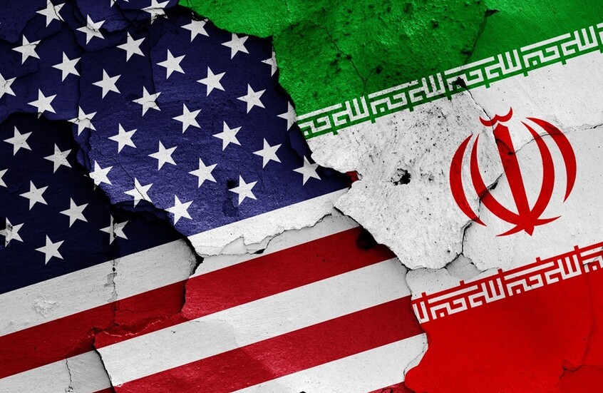 "وول ستريت جورنال": البنتاغون والبيت الأبيض يضعان خططا عسكرية مشتركة لضرب إيران