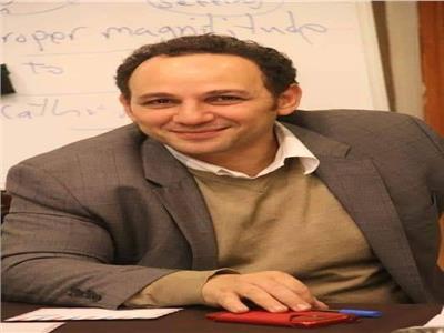 كورونا يغيب بهاء عبد المجيد صاحب رواية "القطيفة الحمراء"