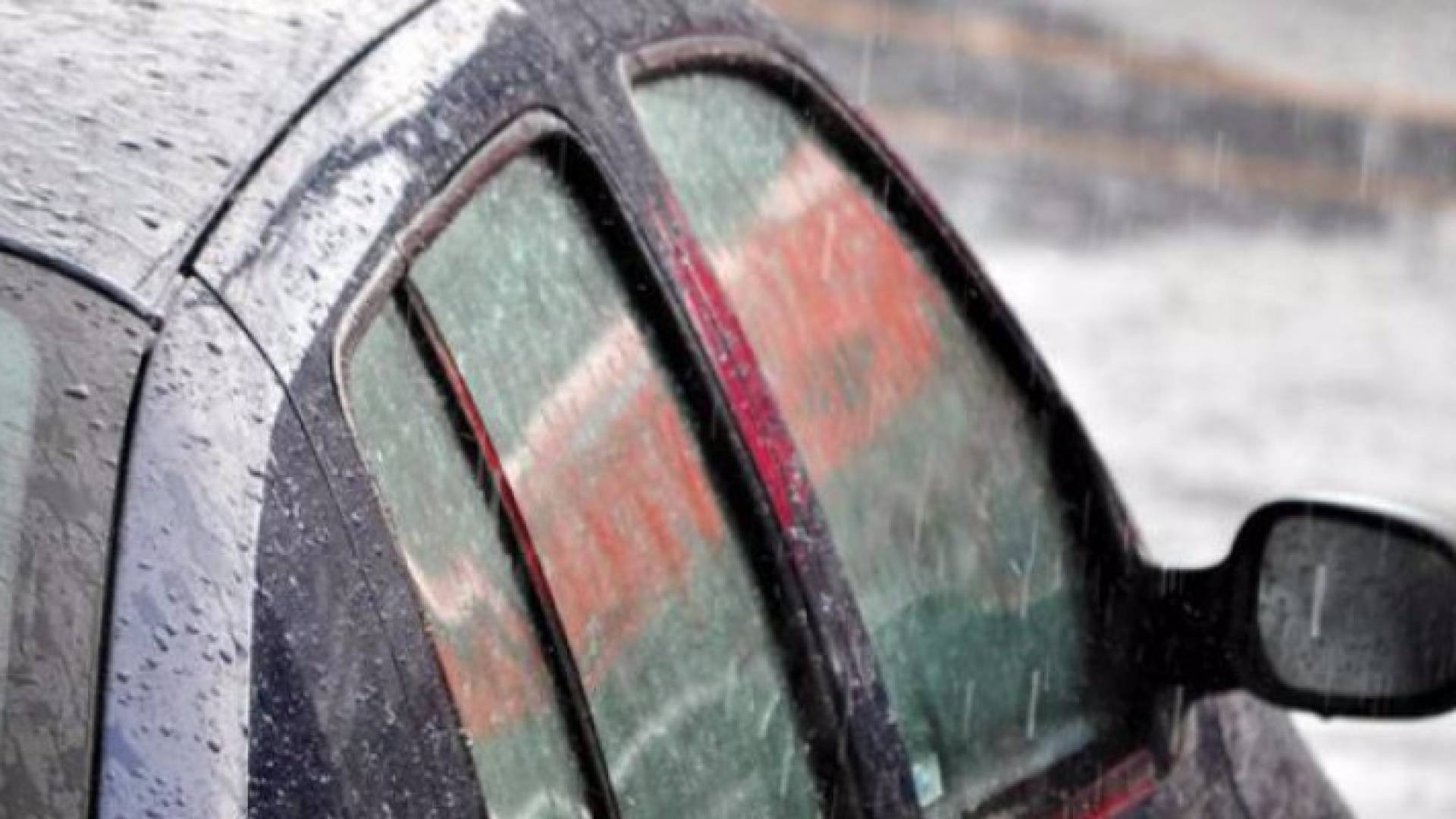 8 أمور إياك أن تهملها قبل القيادة وأثناءها في الشتاء!