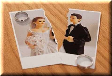 صديقي متردد في إرجاع زوجته التي طلقها ..  فما نصيحتكم له؟