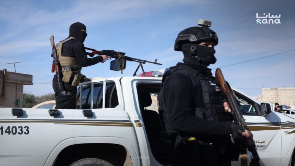 سانا: "قسد" يستهدف نقاطا لقوى الأمن في ريف دير الزور