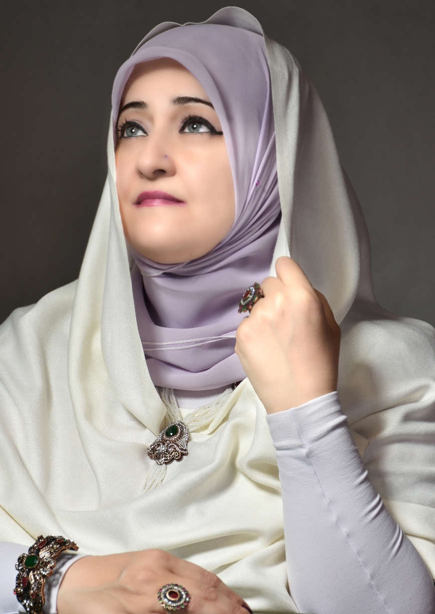 اللّغة العربيّة تريد بندقيّة ومصنعاً وغزّة (بعيداً عن الاحتفاء بيوم اللّغة العربيّة)
