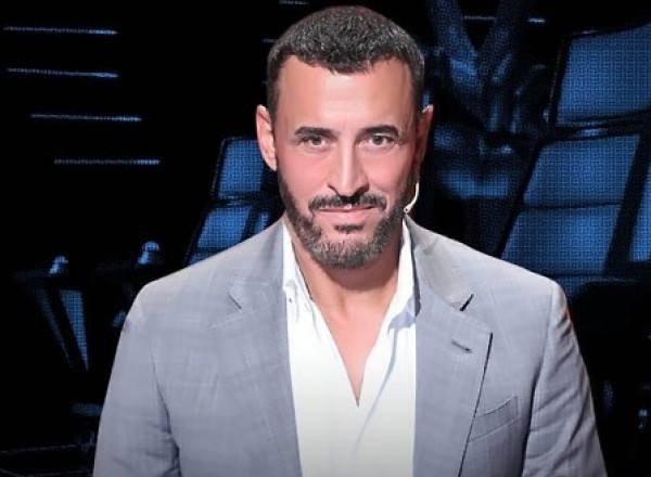 ظهور نادر لزوجة كاظم الساهر السابقة في زفاف نجلهما الأصغر  ..  صور