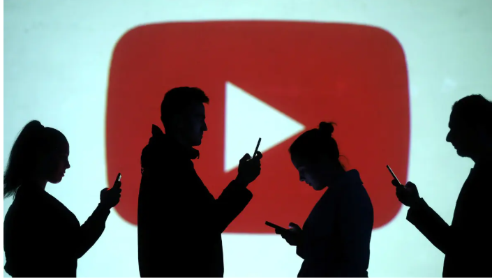 رئيس "يوتيوب" يفرض قيوداً صارمة على استخدام أولاده لمنصات السوشيال ميديا