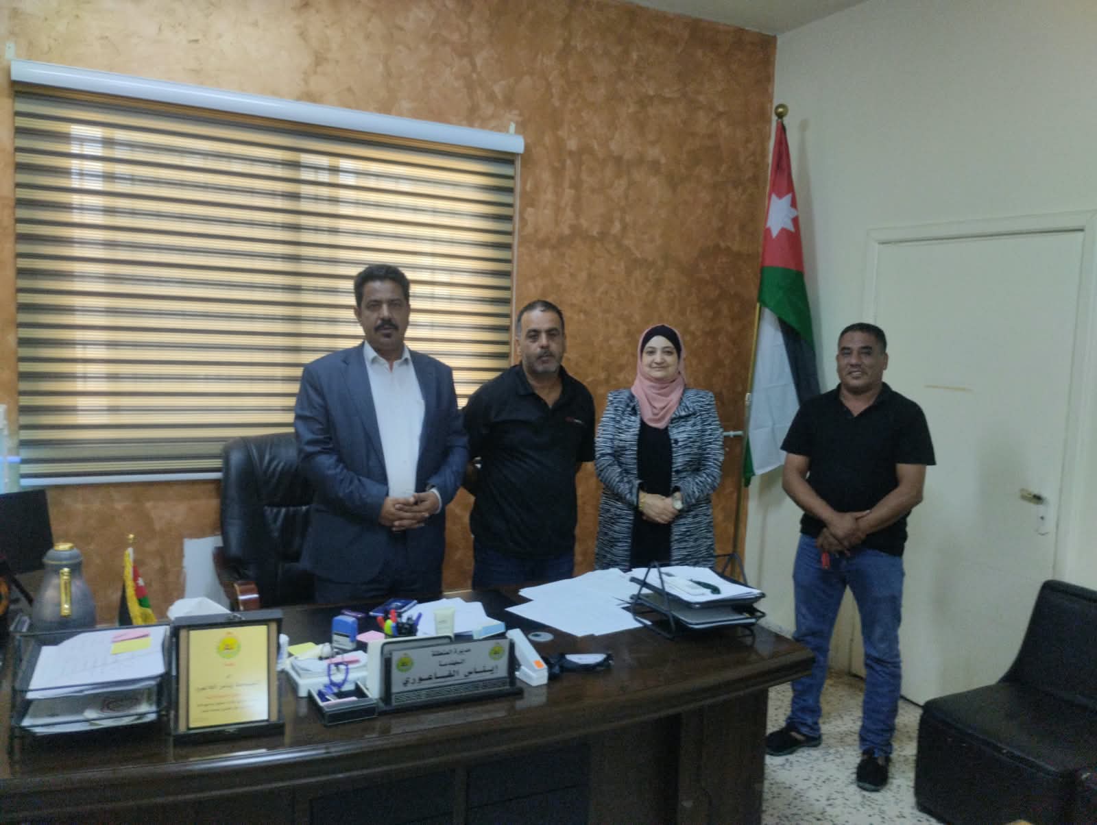 متصرف الهاشمية يتفقد مجاري السيول في أم الصليح وغريسا استعدادًا لفصل الشتاء ..  صور