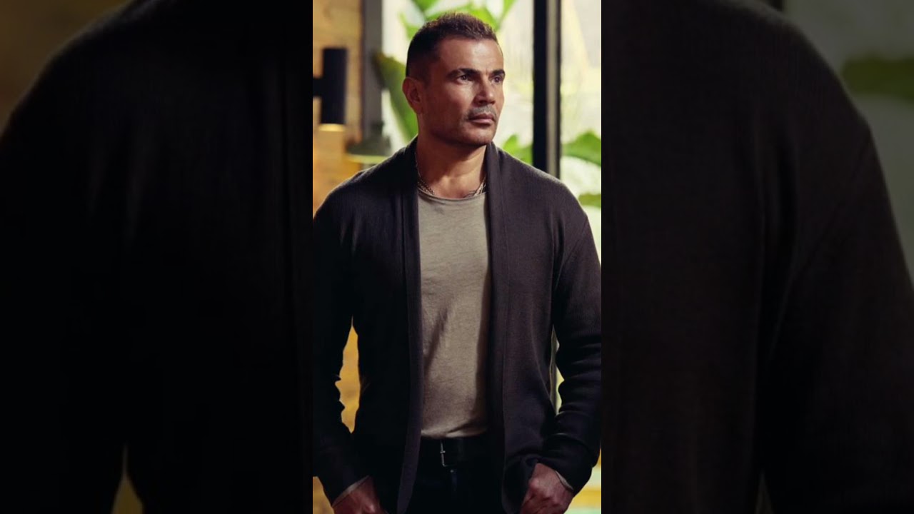 عمرو دياب يشوّق جمهوره لظهوره الأول على مسارح تركيا (فيديو)