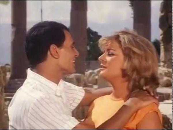 لماذا رفض عبدالحليم حافظ هذا المشهد؟