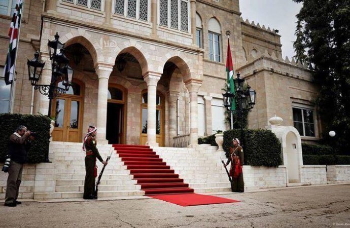 صاحبة السمو الملكي الأميرة إيمان بنت عبد الله الثاني وسعادة السيد جميل ألكساندر ترميوتس يرزقان بتوأمين
