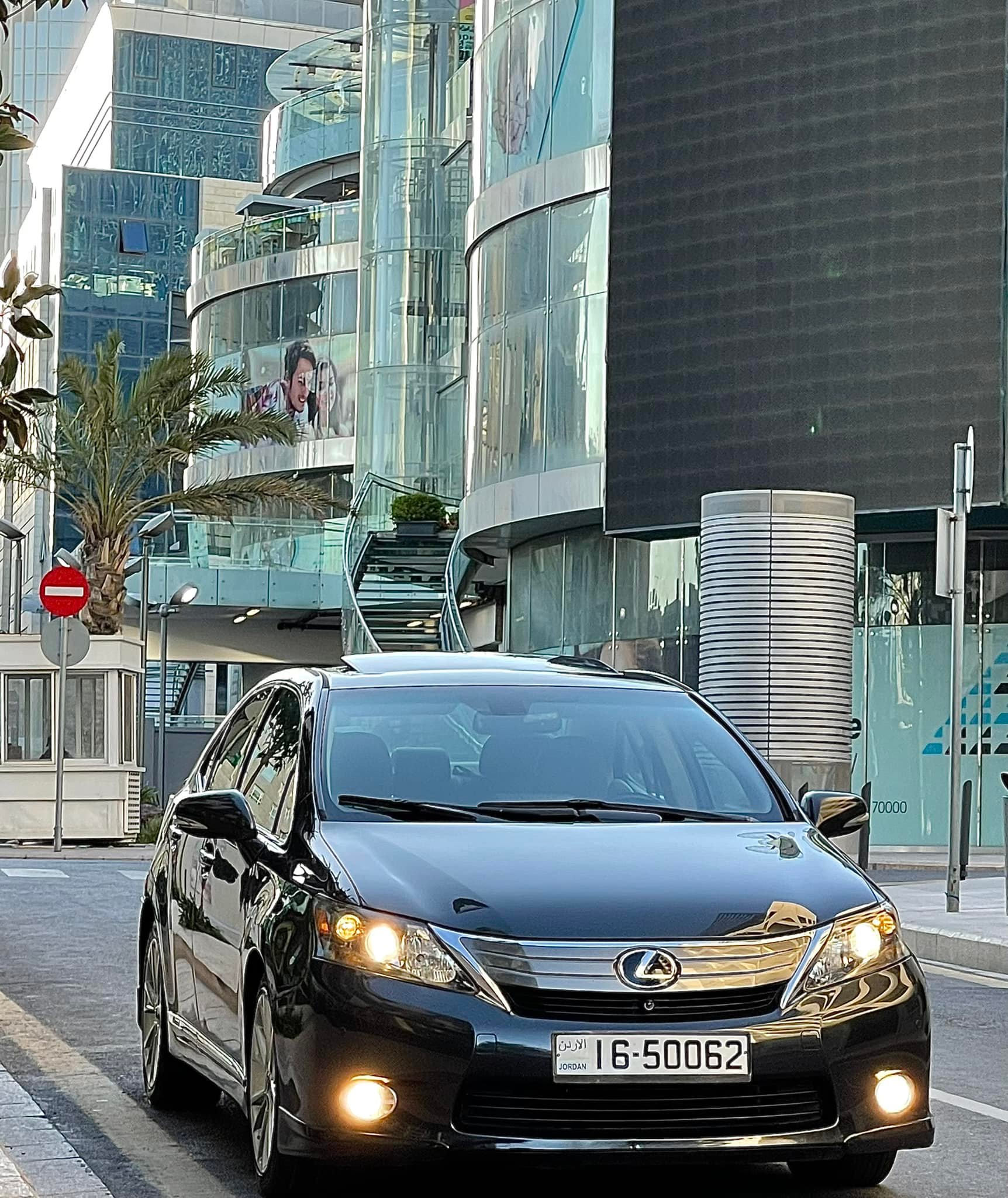 لكزس HS250 موديل 2010 