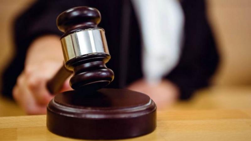 توجيه تهمة هدر المال العام وإساءة السلطة لأمين عام وزارة 