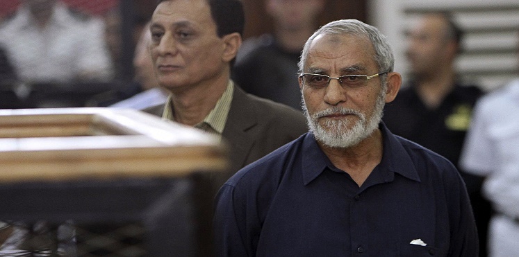 مصر ..  إلغاء الحبس عامًا لأكثر من 300 شخص بينهم مرشد الإخوان ونجل مرسي‎