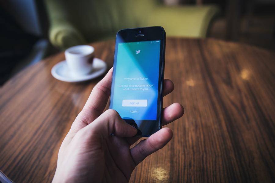 تويتر تطلق ميزة جديدة لقياس شعبية التغريدات