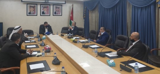 فلسطين النيابية تدين اقتحام باحات الأقصى