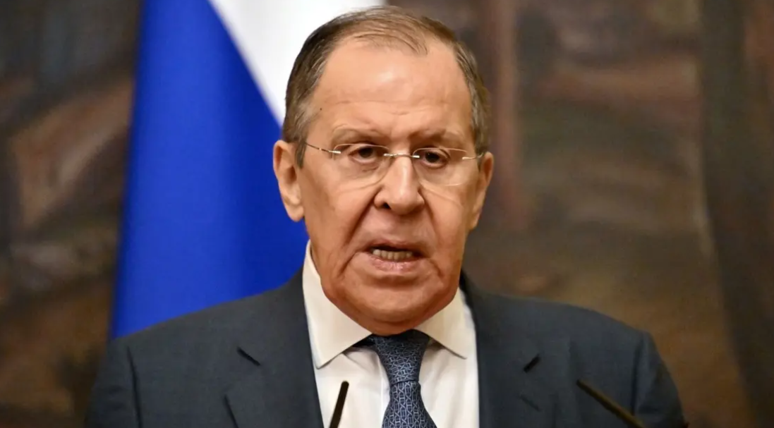 صربيا تغلق المجال الجوي أمام طائرة وزير الخارجية الروسي