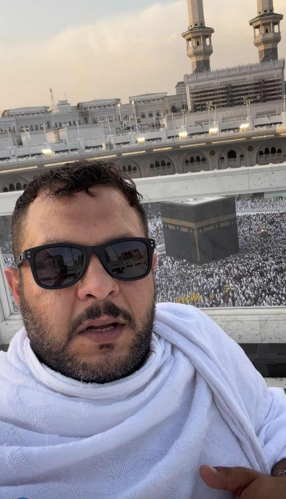 بالفيديو : من مكة ..  ناشط يدعو لنادي الوحدات: "انصره في كل مكان وزمان"
