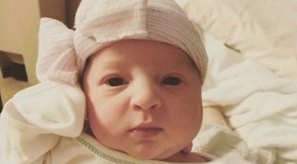 أمريكية تلد طفلة تم تجميدها لمدة 24 عاماً