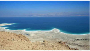  إعلام عبري: فقدان إسرائيليين في البحر الميت 