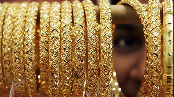انخفاض أسعار الذهب محليا إلى 38.60 دينارا للغرام