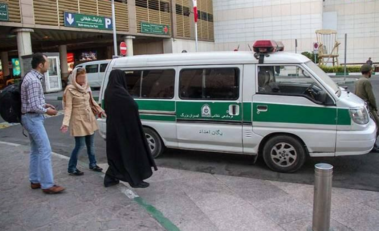 إيران تلغي «شرطة الآداب»