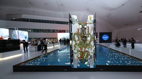 السعودية تقلص عروض العمل للوافدين… مزايا أقل ورواتب أكثر تحفظًا