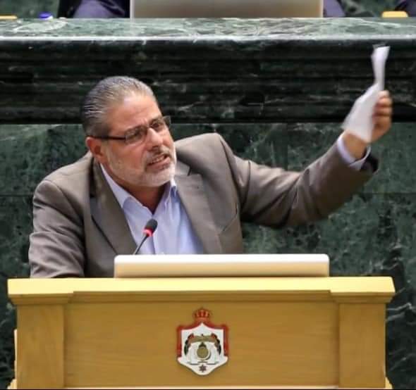 الفوتيك في "خزانة" كل متقاعد