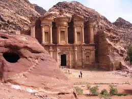 10 أسباب لزيارة الاردن سياحياً 