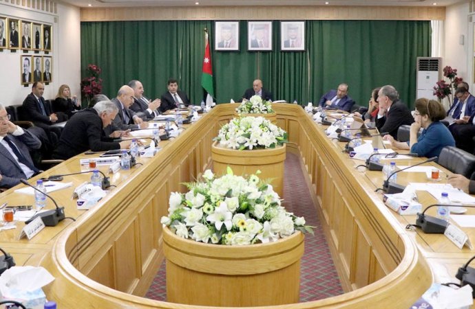 "مشتركة الأعيان" تقر معدل قانون خدمة الضباط