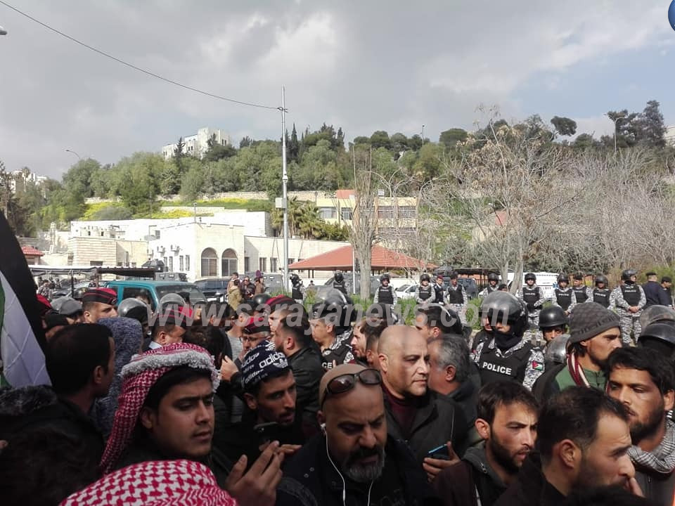النائب الحباشنة يتسال عن  30 ألف وظيفة تحدث عنها الرزاز 