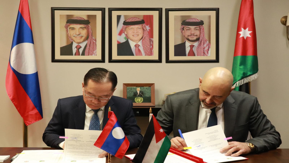 الأردن وجمهورية لاو الديمقراطية الشعبية يوقعان بيانا لإقامة علاقات دبلوماسية