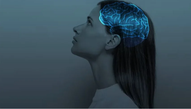 لماذا تصاب النساء بالزهايمر أكثر من الرجال؟
