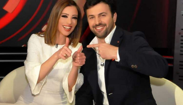 أول ظهور لهما معاً ..  وفاء الكيلاني تقتحم بث لتيم حسن ومافعلته أثار ضجة