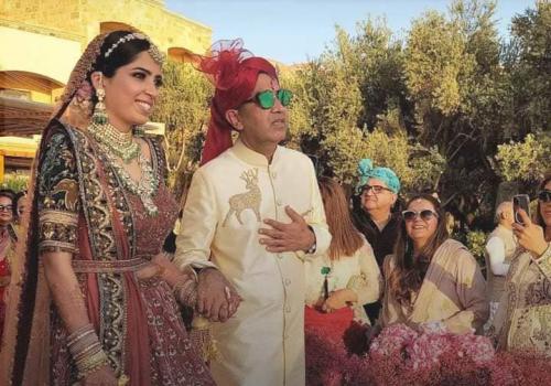 بالصور  ..  حفل زفاف هندي ضخم استمر لـ 6 أيام في البحر الميت 