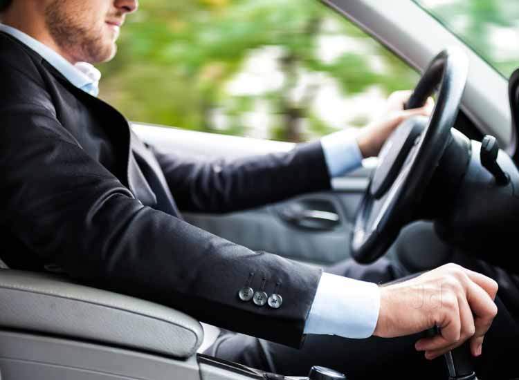مطلوب سائقين توصيل على سياراتهم للعمل مع شركة توصيل مطاعم في عمان