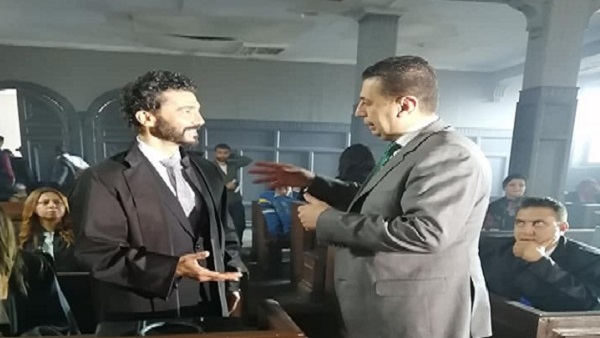 وصفها بأهم مرافعة في تاريخ الفن ..  محامي المشاهير يكشف كواليس مرافعة خالد النبوي في "لما كنا صغيرين"