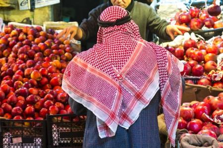 "حماية المستهلك": جشع وطمع التجار وراء ارتفاع الأسعار في الأسولق