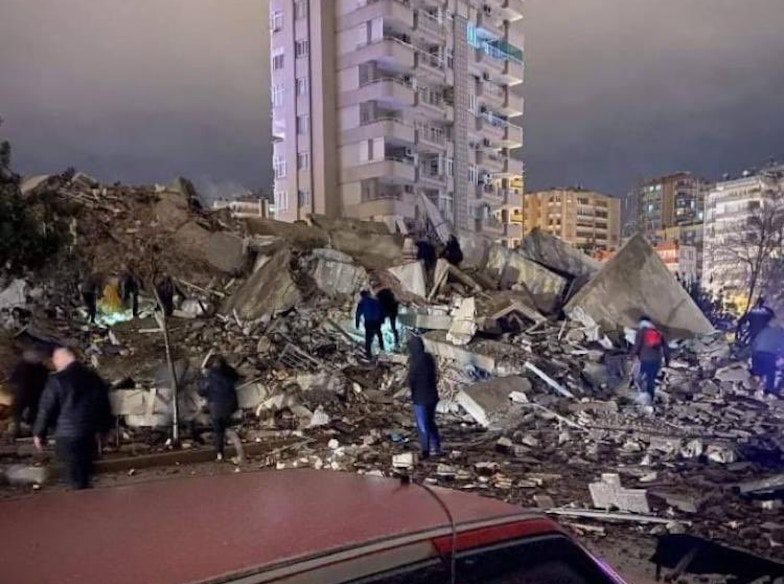 زلزال جديد أقوى من زلزال قهرمان مرعش يضرب وسط تركيا ويشعر بها سكان عمّان ودمشق وبيروت وبغداد