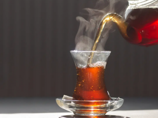 الإبريق الزجاجي يجعل الشاي أكثر فائدة صحياً