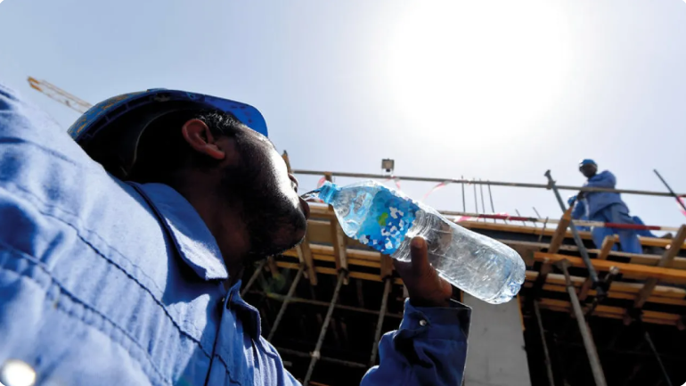 قطر تُفعل حظر العمل في الأماكن المكشوفة خلال الذروة الصيفية