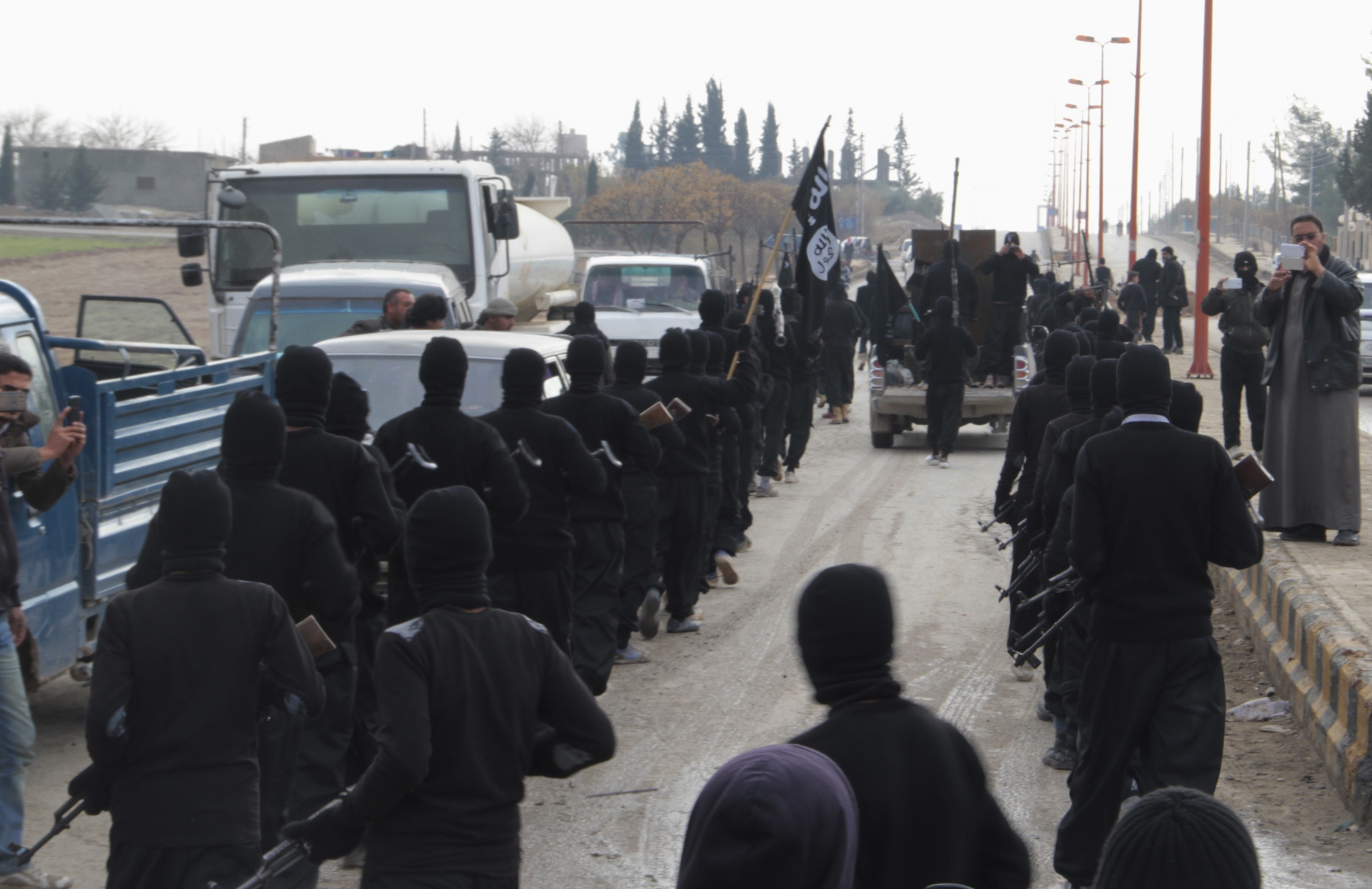 ضبط شخصين بتهمة الترويج لـ "داعش" في الكرك