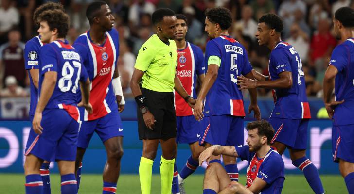 باريس سان جيرمان يتغلب على أستون فيلا بالسوبر الأوروبي
